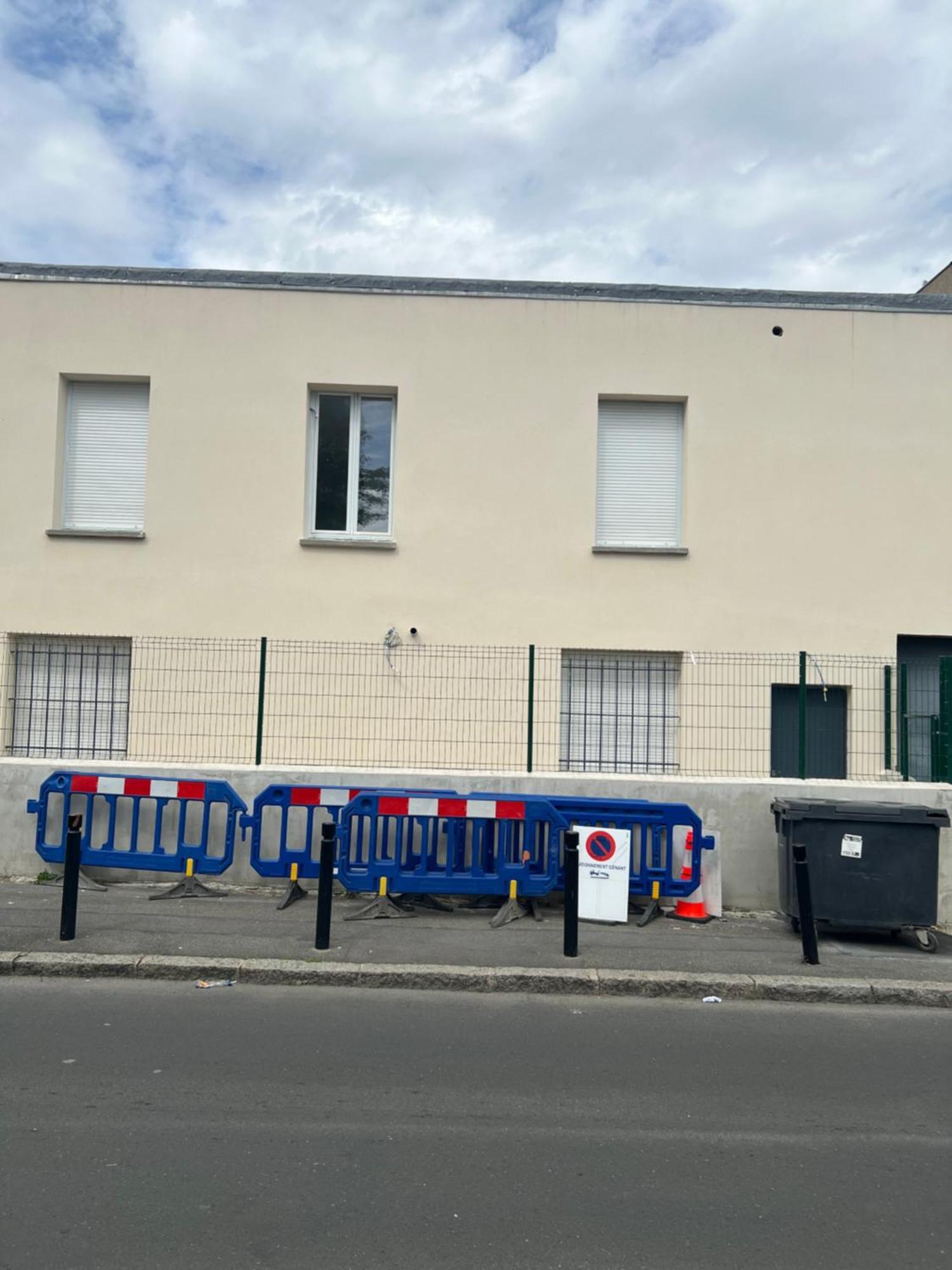 Studio A 2 Arret De Paris بيارفيت-سور-سين المظهر الخارجي الصورة